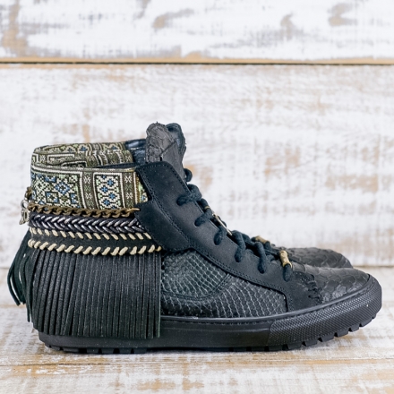 SNEAKER SERPIENTE PIEL NEGRA - TALLA 41